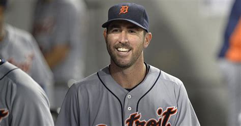 Tigers Verlander addresses online photo hacking